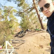  ,   Vander, 32 ,  