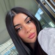  ,  Inessa, 27