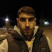  ,   Armen, 37 ,   ,   