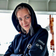 ���������� ������, ���� ������� Alexa, 33 ����, ������������ ��� ����� � ���������, c�������� ���������