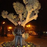  ,   Seymur, 40 ,  