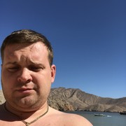  ,  Deniss, 39