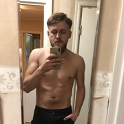  ,  Roman, 28