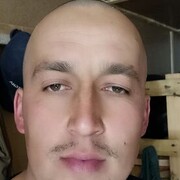  ,  Alisher, 33