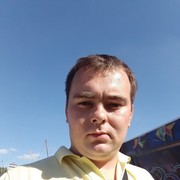  ,  Jevgenijs, 31