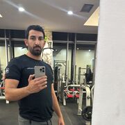  ,  Bahtiyar, 29
