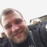  ,  Gatis, 32
