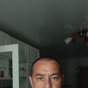  ,  Danya, 39