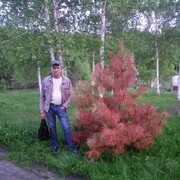  ,   Viktor, 58 ,  