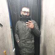  ,   Mykhailo, 32 ,   ,   