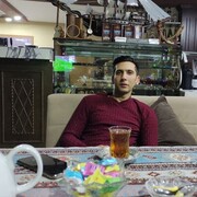  ,  Saddam, 32