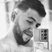  ,  Ali, 33