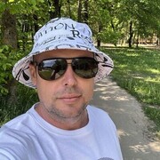  ,  Vitali, 42