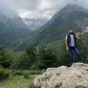  ,  Nur, 32