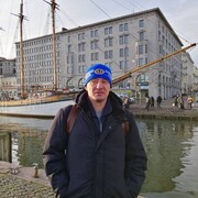  ,   Vladis, 57 ,  