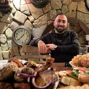  ,   Gevorg, 33 ,   ,   