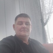  ,  Alex, 44
