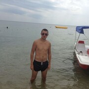  ,   Maxim, 38 ,   ,   