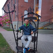  ,   Lewa, 39 ,   