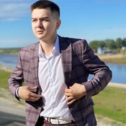  ,  Zhakhongir, 26