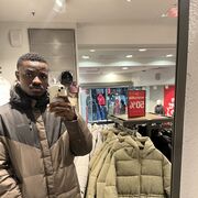 -,   Ghislain, 27 ,   ,   