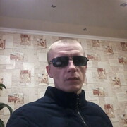  ,   Denis, 38 ,   