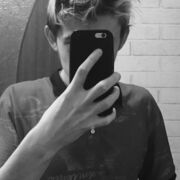  ,   Artem, 21 ,   ,   , c , 
