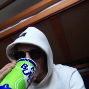  ,   Karlen, 32 ,   ,   