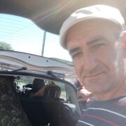  ,  Garry, 43