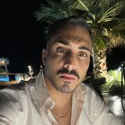  ,   Amir, 34 ,   ,   