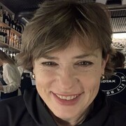  ,   Nadia, 57 ,   c 