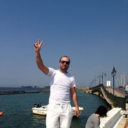  ,   Yannis, 47 ,   ,   , c 