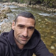  Holon,   , 40 ,   ,   
