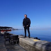  ,   Adil, 47 ,   ,   