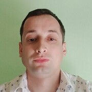 ,  Alli, 36