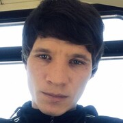  ,  Artur, 28
