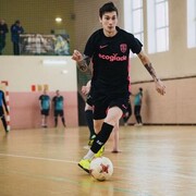  ,   Anton, 32 ,   c 