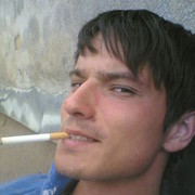  ,   Viktor, 41 ,   