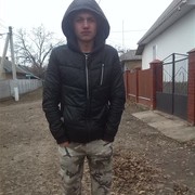  ,  vania, 26
