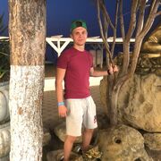  ,  Vlad, 26