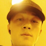  ,  Fazliddin, 22