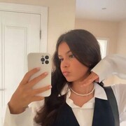  , 