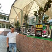  ,  Timur, 32