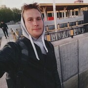  ,   Maxim, 26 ,   ,   , 