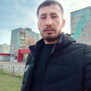  ,  M, 32