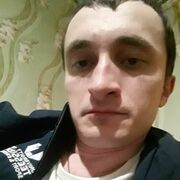  ,  Dima, 24