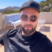  ,  Miketyrant, 49