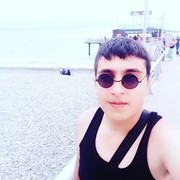  ,  Yura, 25