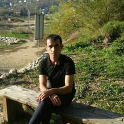  ,   Arman, 37 ,   ,   