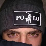  ,  Ali, 22